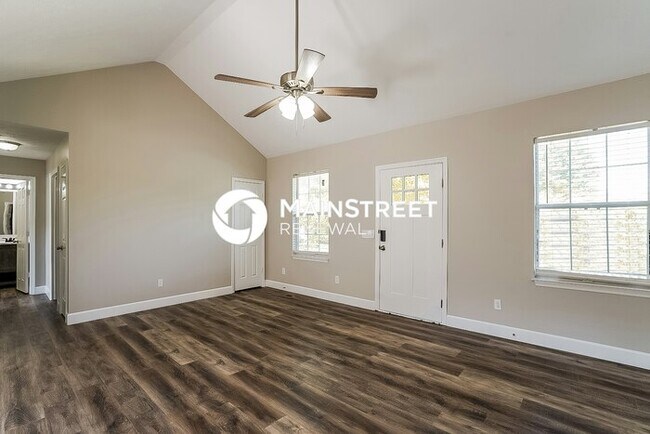Building Photo - 3 Bedroom Pet-Friendly Home in Fairview, TN with Main Street Renewal