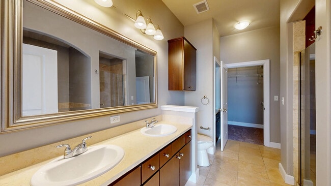 Interior Photo - Charles River Landing