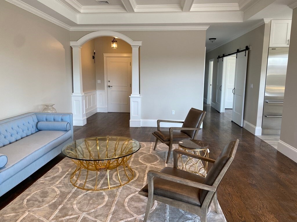 846 Main St Unit IV, Winchester, MA 01890 Room for Rent in Winchester