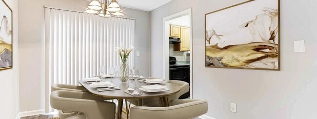 Building Photo - Everwood Estates