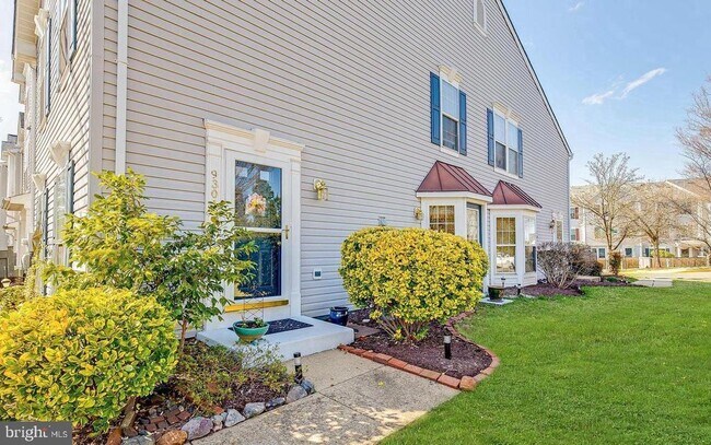 Building Photo - 9301 Gooseberry Dr