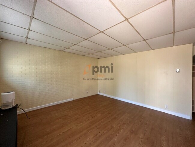 Foto del edificio - 1500 W Fred St