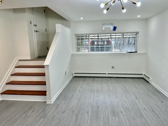 Building Photo - BEAUTIFUL RENOVATED TWO BEDROOM APARTMENT ...