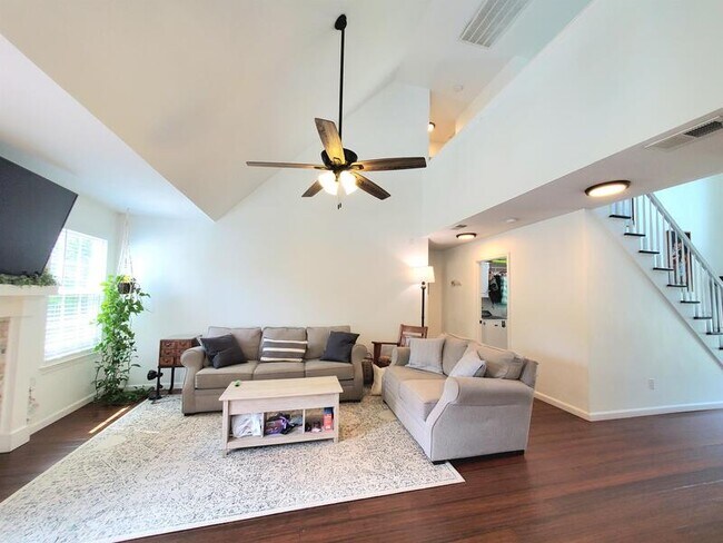 Foto del edificio - 2617 Alleghany Loop