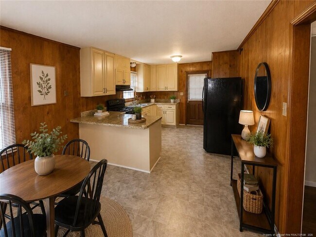 Foto del edificio - 1404 Hibiscus Rd