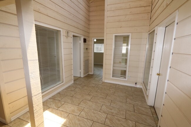 Building Photo - 13318 Rain Lily Ln