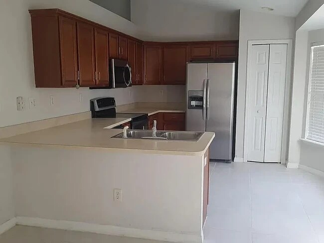 Building Photo - 12194 SE 101st Ct