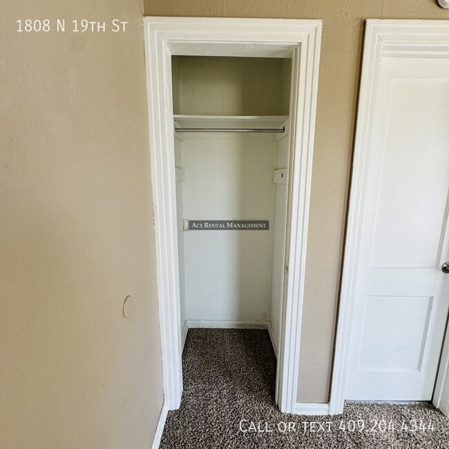 Building Photo - 1808 N 19th St