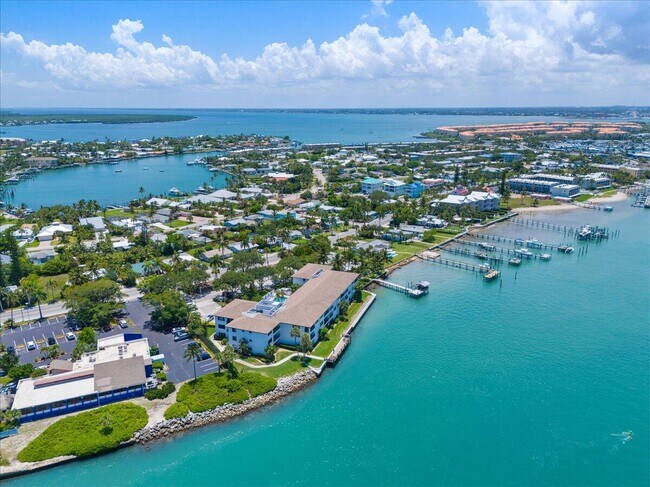 Foto del edificio - 1630 Seaway Dr