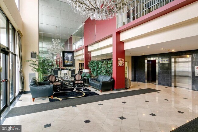 Foto del edificio - 1840 Frontage Rd