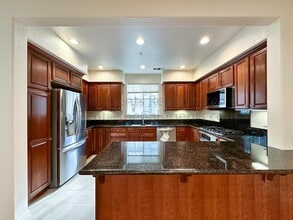 Building Photo - 2404 Maritime Way