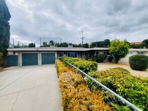 Building Photo - 24399 University Ave