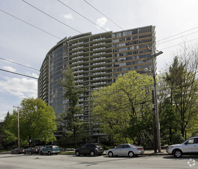 Foto del edificio - Park Plaza Condominium