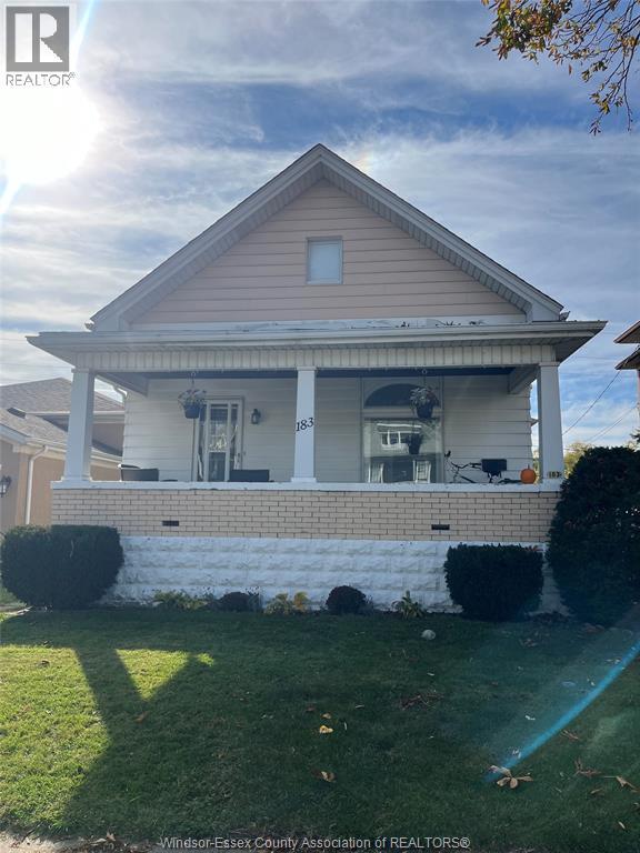 Building Photo - 183 ELM Front