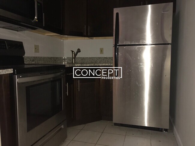 Foto del edificio - 81 Essex St