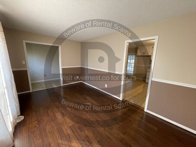 Foto del edificio - 508 Woodland Ct NE