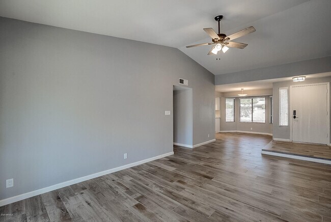 Building Photo - 9375 E Poinsettia Dr