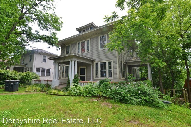 Foto del edificio - 2209 Rivermont Ave