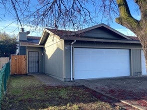 Building Photo - 7209 Kelley Dr
