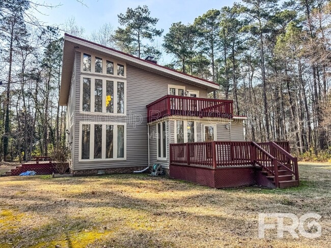 Building Photo - 1228 Forest Acres Dr
