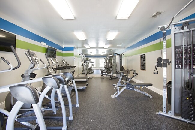 Building Photo - Peachtree Landing