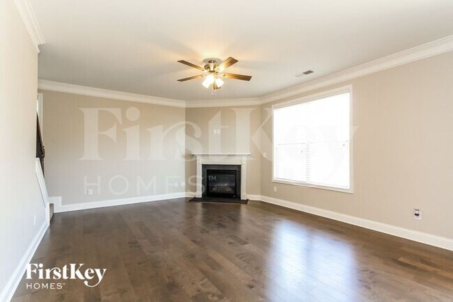 Foto del edificio - 3940 Lake Breeze Drive