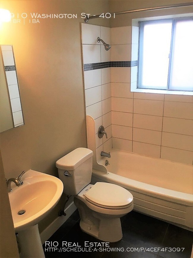 Foto del edificio - 910 N Washington St