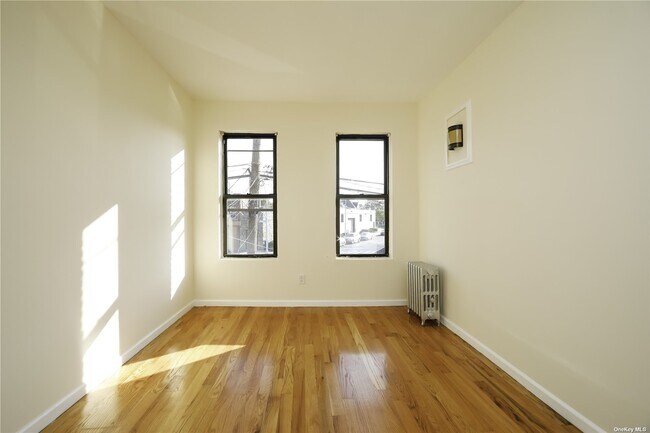 Foto del edificio - 198-07 Jamaica Ave