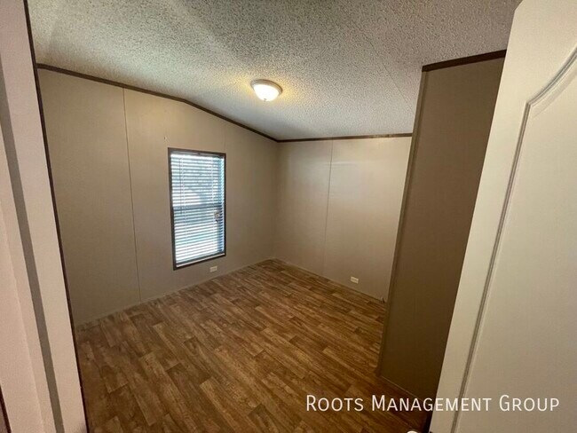 Building Photo - Home Available to Lease - Apply Today!
