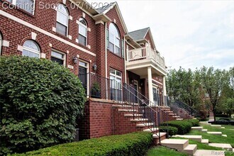 Building Photo - 1446 Raliegh Pl