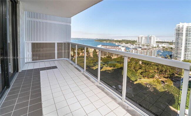 Foto del edificio - 9 Island Ave