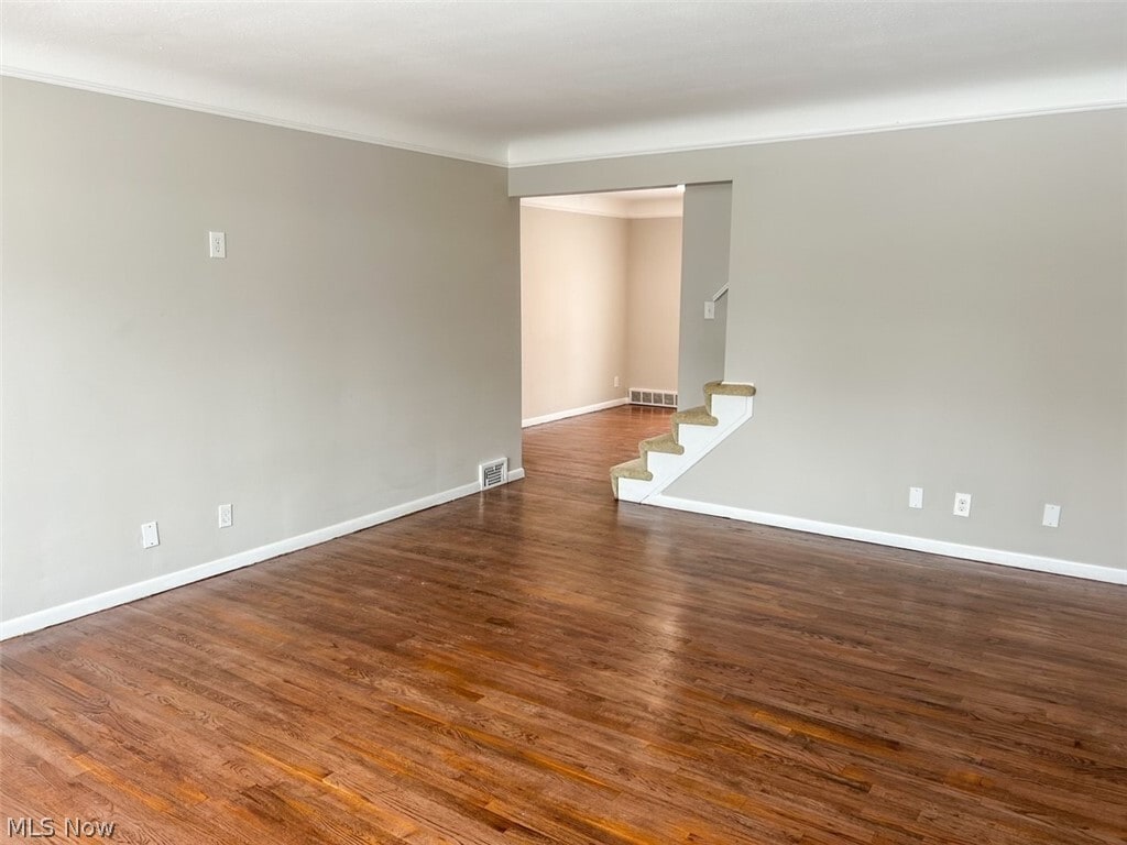 1390 Haverston Rd, Lyndhurst, OH 44124 House Rental in Lyndhurst, OH