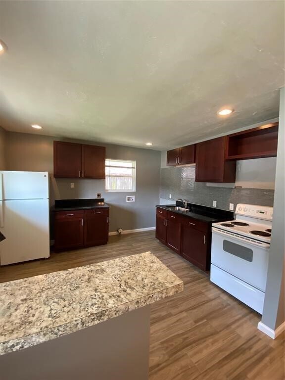 Foto del edificio - 7529 Bauman Rd