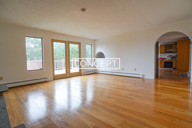Building Photo - 197 Gardiner Rd