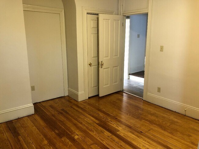 Office - 836 Marietta Ave