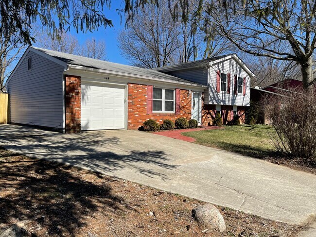 Building Photo - 644 Thistle Ave