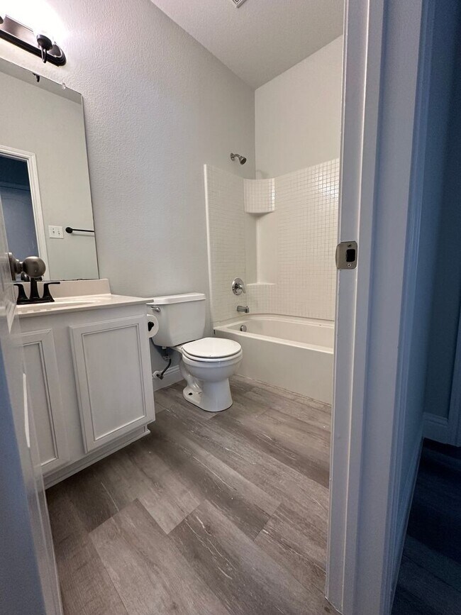 Foto del edificio - 3 Bedroom Single Family Home in Fort Worth