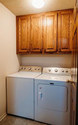 Building Photo - 2106 Pecan St