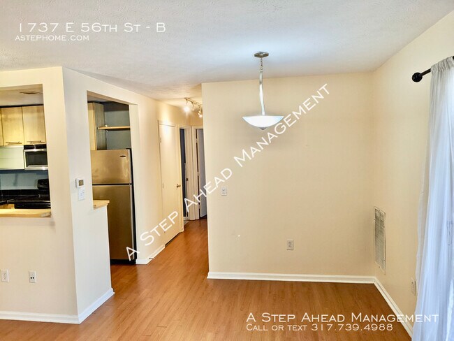 Building Photo - 1737 E 56th Apt B - 2 Bed/1 Bath Condo