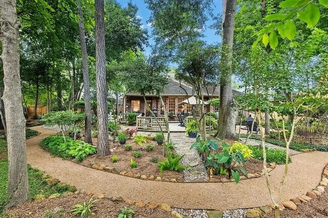 Building Photo - 87 W Honey Grove Pl