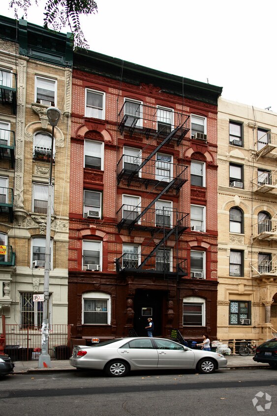 Foto del edificio - 113 Henry St