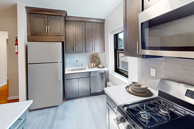 Building Photo - Franklin Manor