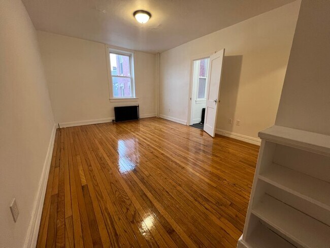 Foto del edificio - 366 4th Ave