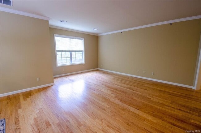 Building Photo - 104 Canter Ct