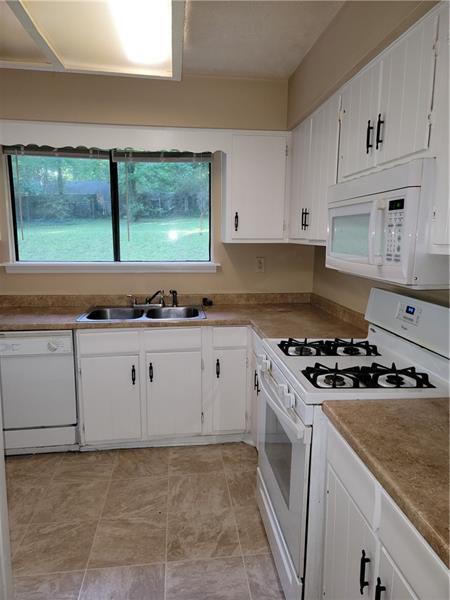 Foto del edificio - 6800 Timberclair Ct