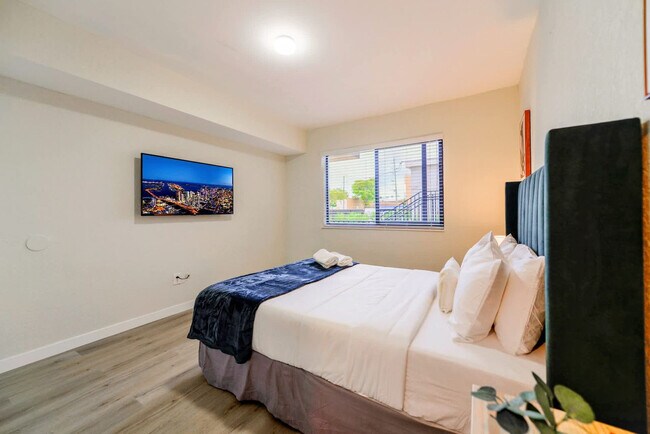 Foto del edificio - 700 SW 11th Ave