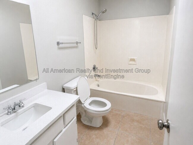 Foto del edificio - 76 Hidden Cove Way