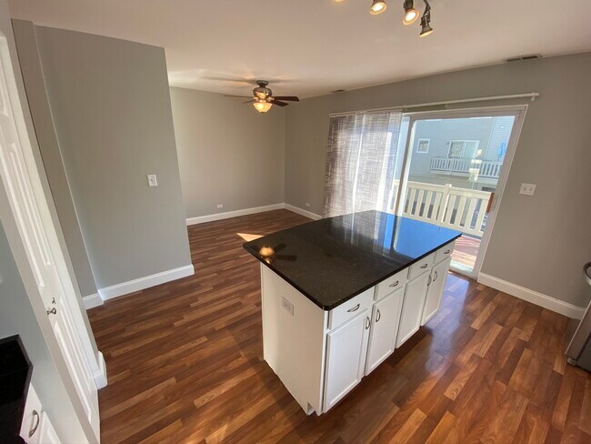 Foto del edificio - 2647 Woodmere Dr