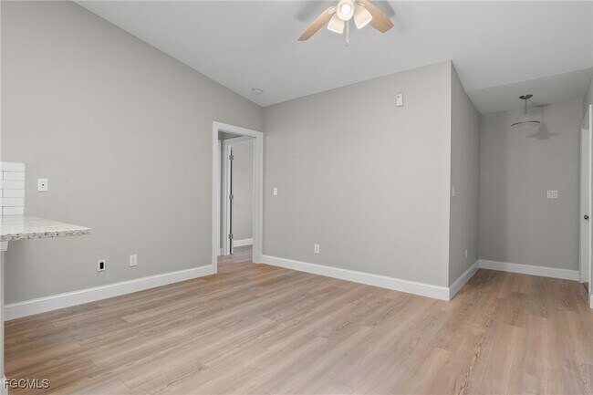 Foto del edificio - 5105 SW Courtyards Ct