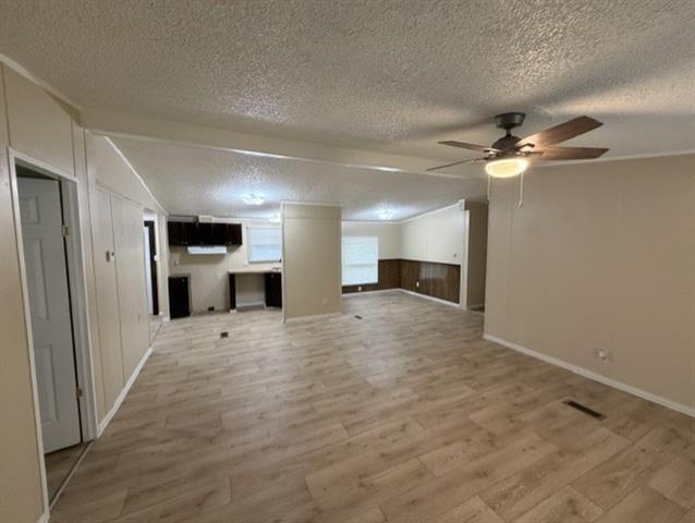 Foto del edificio - 405 Hilltop Meadows Ct